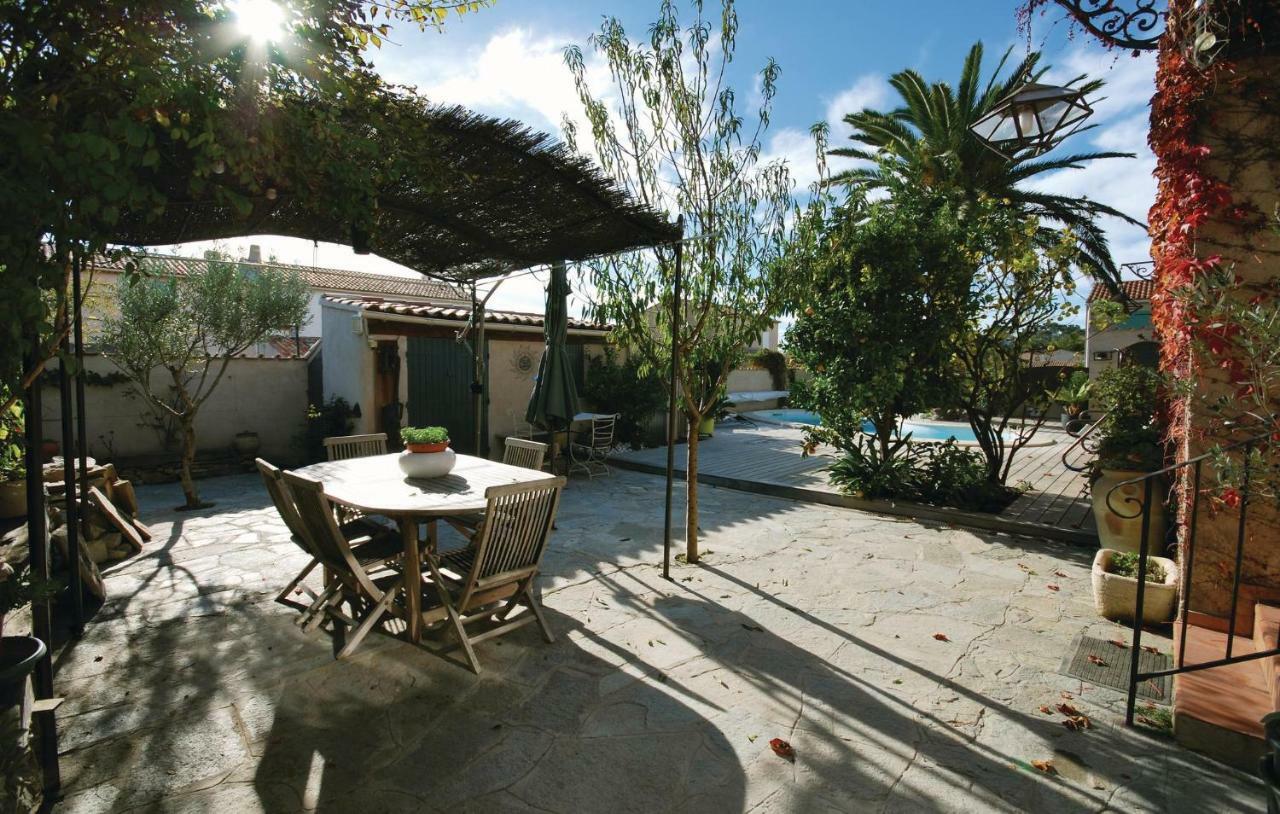 Awesome Home In Sanary Sur Mer With 4 Bedrooms, Wifi And Outdoor Swimming Pool מראה חיצוני תמונה